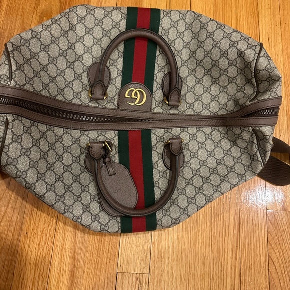 Gucci Savoy Men’s Duffle Bag - Picture 2 of 4